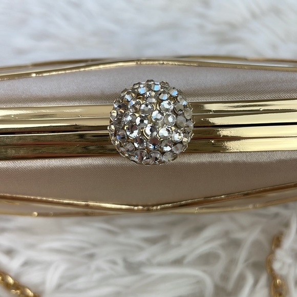 INC International Concepts ~ Alea Geometric Clutch ~ Ivory/Gold ~ NW/OT! - Picture 4 of 10